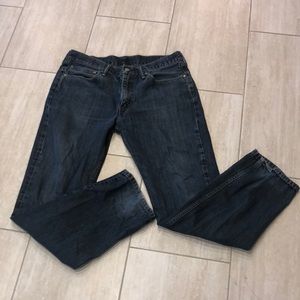 Men’s Levis- Broken in just right
